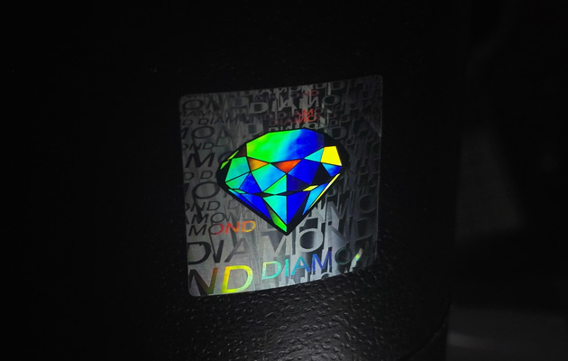 3d hologram label with shiny colors