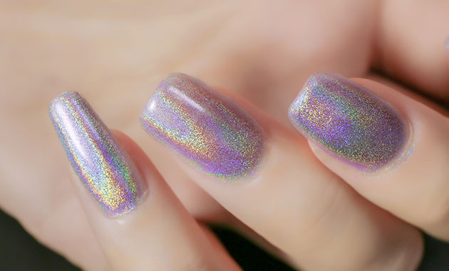 Holographic Pigment for Beautiful Dazzling Nails