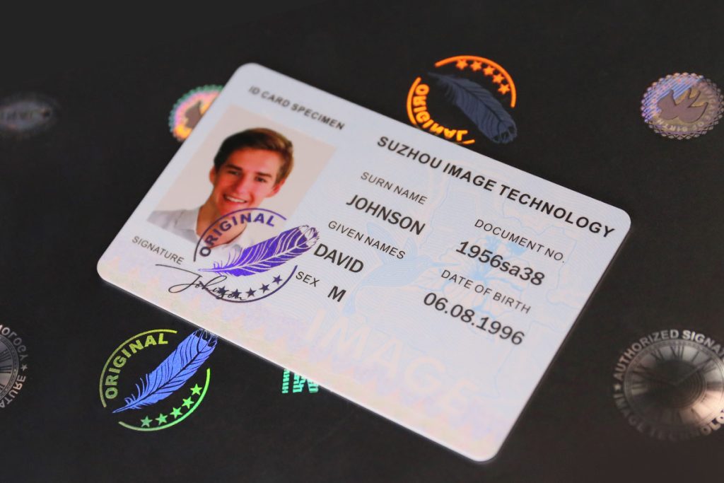 embedded IMAGE optical technology for Identity Cards protection
