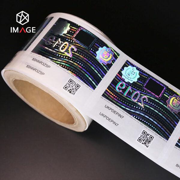 roll form holographic labels for windshield application