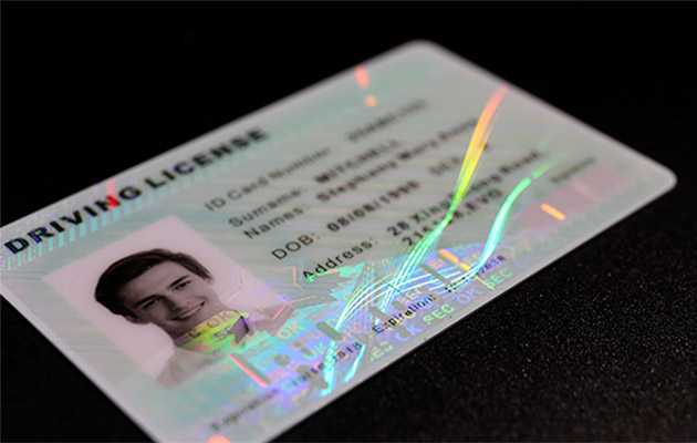 high-performance driving license card with personalized data printing and holographic overlay