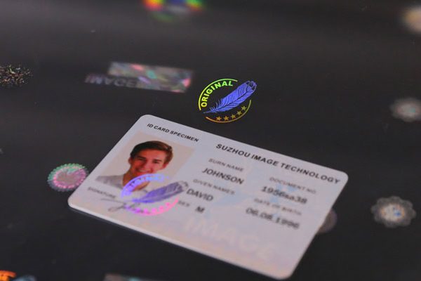 embedded hologram for PVC and PC cards